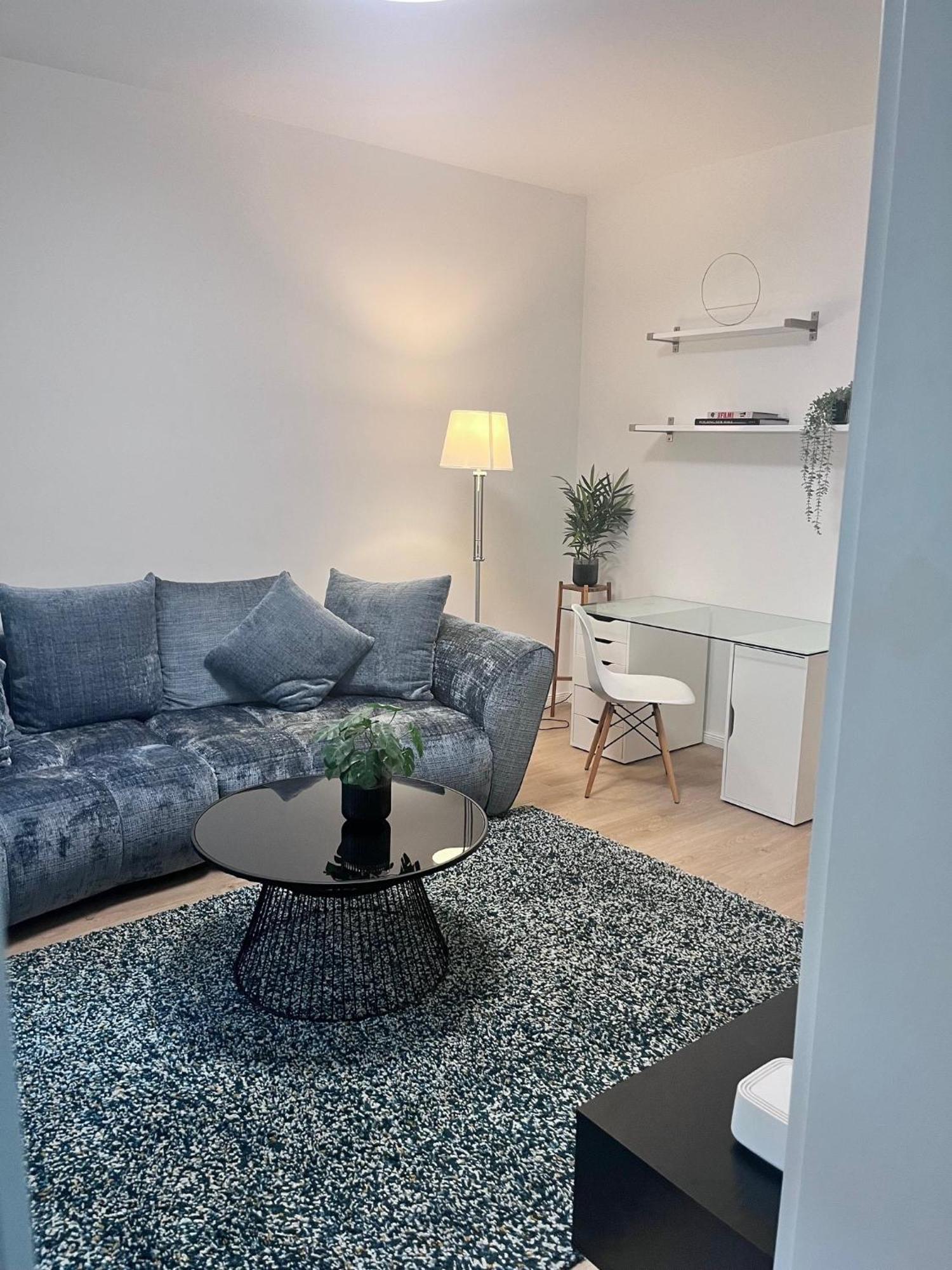 Raum2Go - No1 Modernes Ruhiges 2-Schlafzimmer Apartment City & Park Wiesbaden Exteriör bild